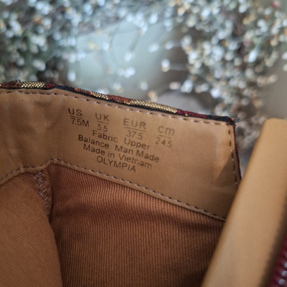 🥰NEW Franco Sarto Olympia tapestry textured floral block heel boot 7.5 - Picture 11 of 15